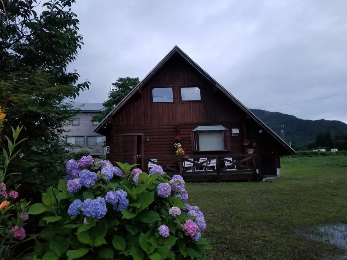 האקובה Log Cottage Villa Happo מראה חיצוני תמונה