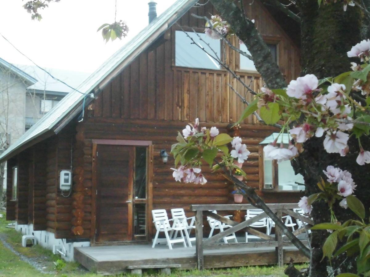 האקובה Log Cottage Villa Happo מראה חיצוני תמונה